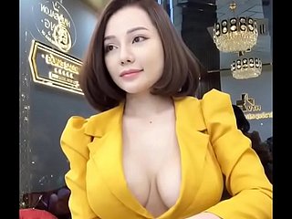 Low-spirited vietnamita Cô Ayla ai?