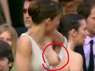 Hot Celebrity nipple gaffe